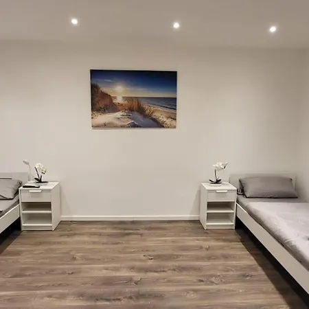 Pensión 6 Betten, Parkplatz, Küche, Wlan Easybooking24 *